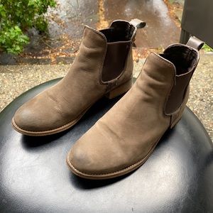 Steve Madden boots
